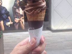 巧克力软冰淇淋-GODIVA(港汇恒隆广场)