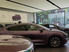 -华为智能生活馆(上海金桥国际商业广场)