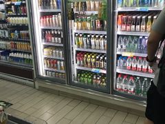 -全家便利店(东直门店)