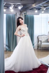 -LANYI COUTURE高级婚纱礼服改衣店