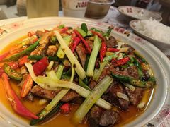 -耙吉吉川味小酒馆(本地人回头店)