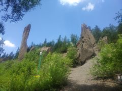 -峡谷浮石林景区