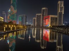 -抱抱地球咖啡馆(国家海洋博物馆店)