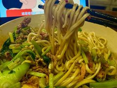 -方铲铲·成都板凳面(滨江银泰店)