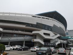 -裕彤国际体育中心