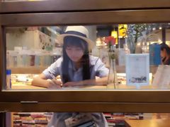 -猫的天空之城概念书店(杭州南宋御街店)