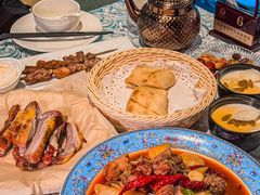 -巴扎美食·新疆菜·西域歌舞表演餐厅(新疆大厦店)