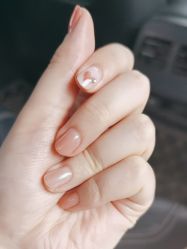 -爱美睫美甲会馆