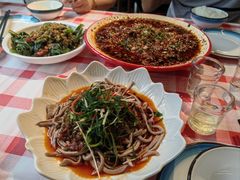 -洪霞餐馆·川菜·鲜货现炒(两江春城店)