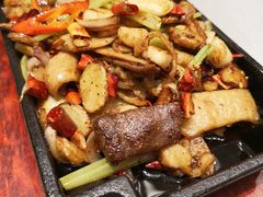 -巷子里小酒馆(繁荣路店)