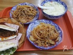 -八亩沟擀面皮(西安首店)