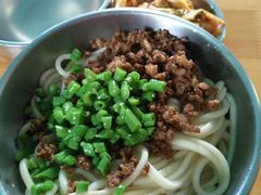 素椒杂酱面-左撇子私房面