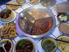 -两个庆火锅公司(昌平府学路店)