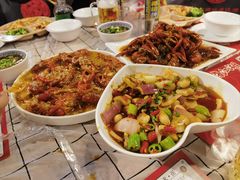 -李双猪·小龙虾·烧烤·羊肉煲(乐山店)