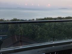 -三亚湾海居铂尔曼度假酒店