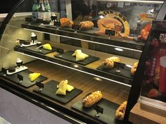 面包甜点陈列柜-DQ·蛋糕·冰淇淋(新佳丽店)