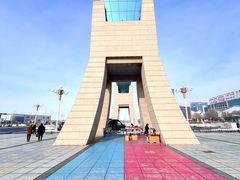 -霍尔果斯国门景区
