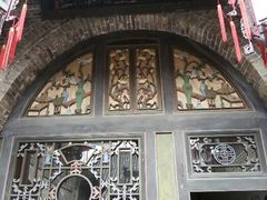 门前的奢华-山西王家大院