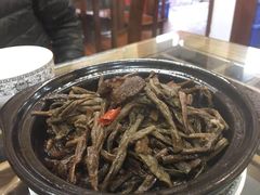 -临街徽菜馆·正宗黄山味