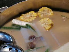 -肥仔文澳门猪骨煲(南京西路店)