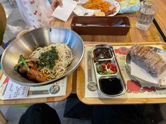 葱烤大鸡腿拌宽面-阿金大白·上海菜馆(新天地店)