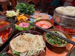 -周小明火锅(黑金冠社区店)