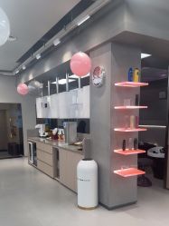 -Z.X HAIR SALON张新美业