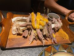 烤羊腿-丝路金桃·新疆菜(徐汇店)