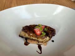 香煎鹅肝配时令桑梅-解放碑威斯汀酒店-知味国际美食餐厅