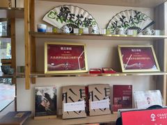 -霸王茶姬(五一路店)