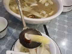 -小厨子私房菜·云南美食店