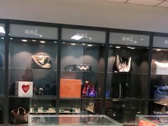 -用真奢侈品名表名包回收中心(朝阳万达店)
