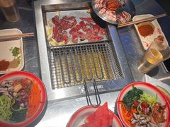 -张牌牌·东北烤肉小吃市集(金楠天街店)
