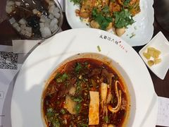 -成都你六姐·牛肉冒菜(城市集市合生汇店)