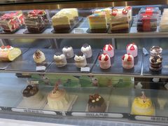 -焙丽拾光(麦凯乐直营店)
