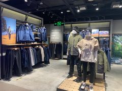 -王府井百货(中州中路店)