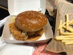 香辣鸡腿堡-肯德基(星河店)