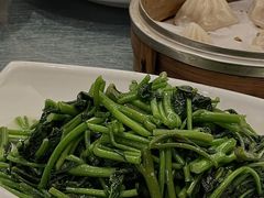 -侬佳蒸菜馆(听潮店)
