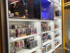 -泡泡玛特POPMART(上海环球港店)