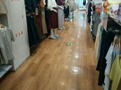 店内环境-优衣库(哈尔滨中央大街店)