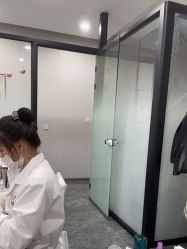 -苗方清颜专业祛痘·皮肤管理