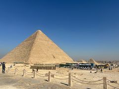 -吉萨金字塔群