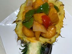 菠萝咕噜虾球-衡山汇·高级粤菜(霄云路店)