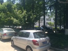 iphone_upload_pic-同济大学·停车场