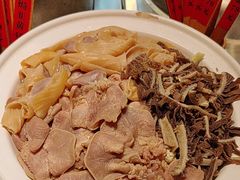-卢大鲜鱼头捞饭(美利广场店)