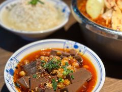 -肖四女乐山跷脚牛肉(南汇大学城生活广场店)