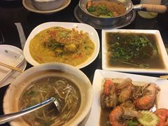 -J Daeng Seafood