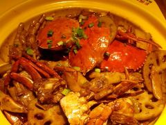 -多嘴肉蟹煲(万达店)