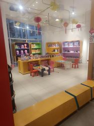 -玩元素·家庭游乐成长中心(香格里拉店)
