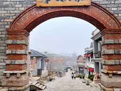 -清风小镇闯关东影视基地